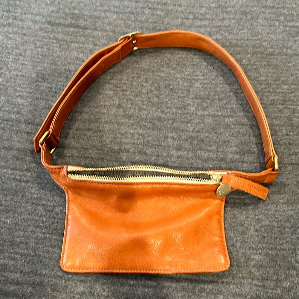 Clare V Fanny bag